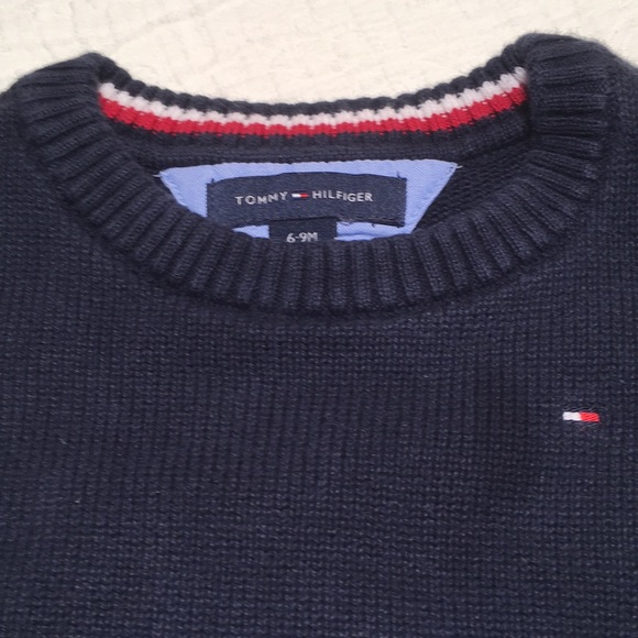 6-9m (4/$20) Navy Hilfiger Sweater - Picture 6 of 13